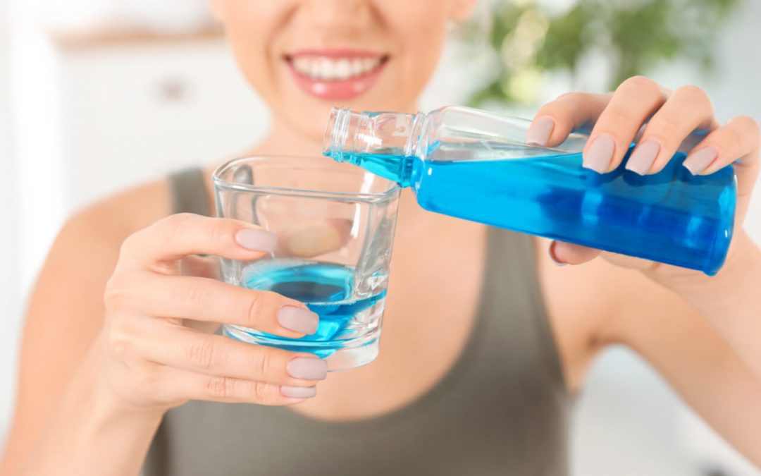 Best Mouthwash For Bleeding Gum Lines? Check This Out!